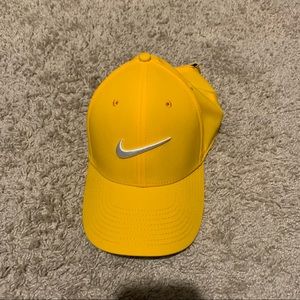 Yellow Nike dri-fit cap